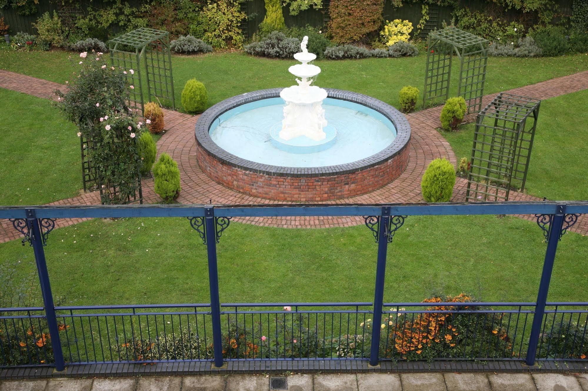 Отель Western Thurrock